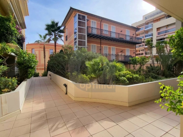 Menton centre ville –  Appartement 2 Pièces – terrasse et parking
