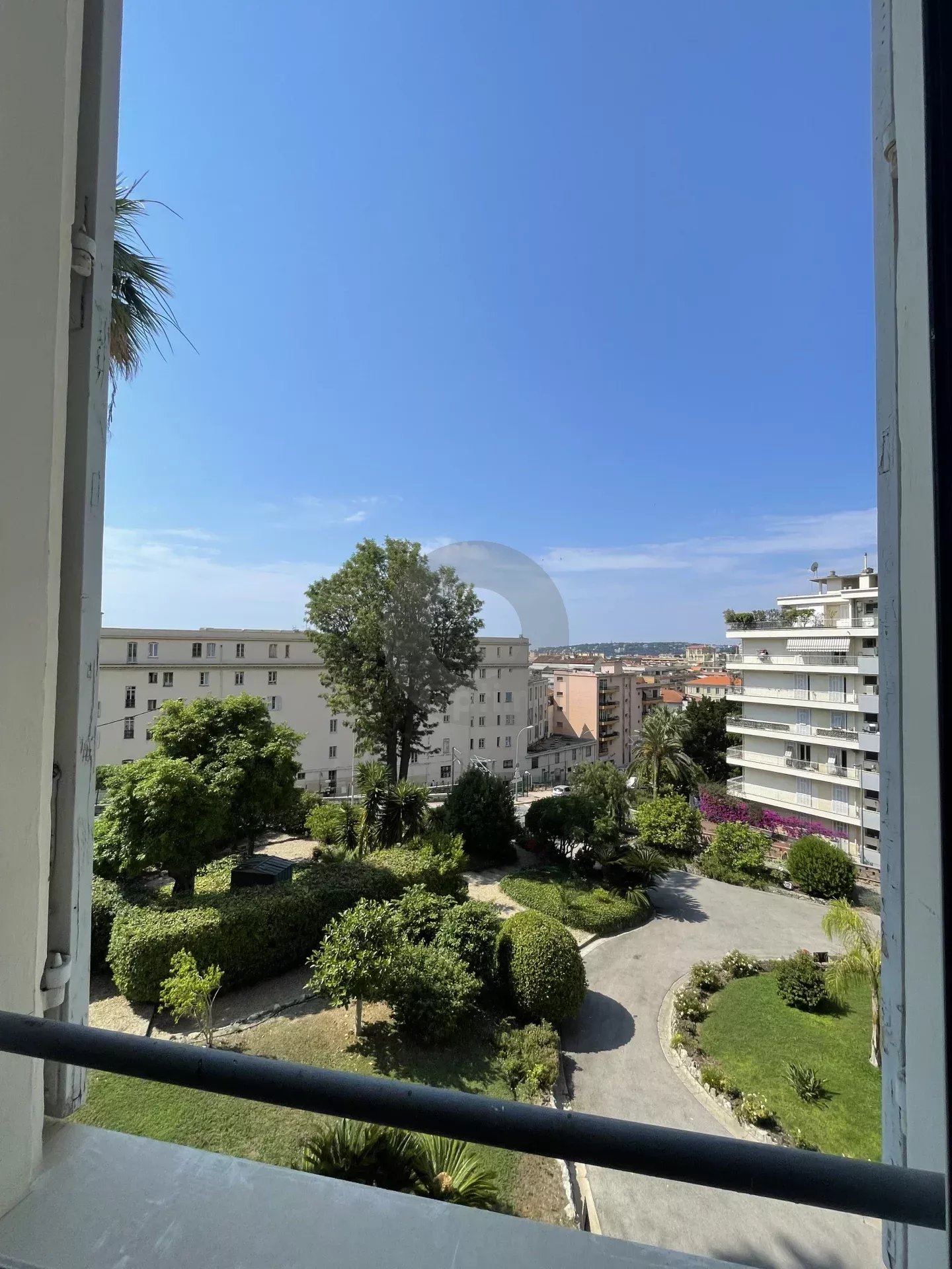 A LOUER : Menton Centre – Spacieux 3P – Cave – Garage