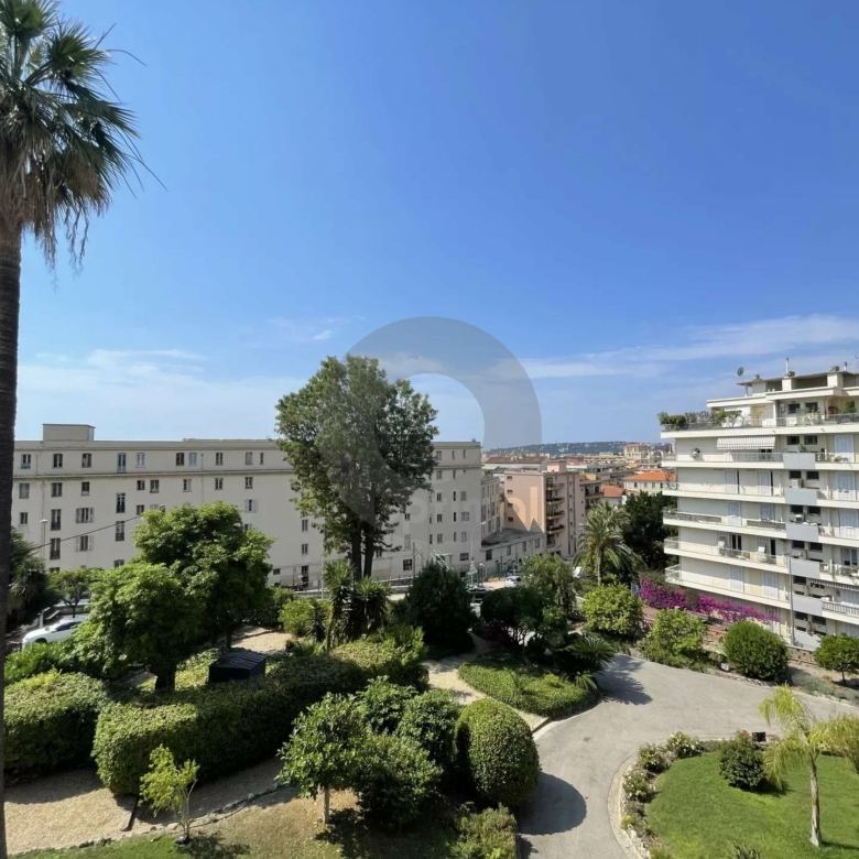 A LOUER : Menton Centre – Spacieux 3P – Cave – Garage