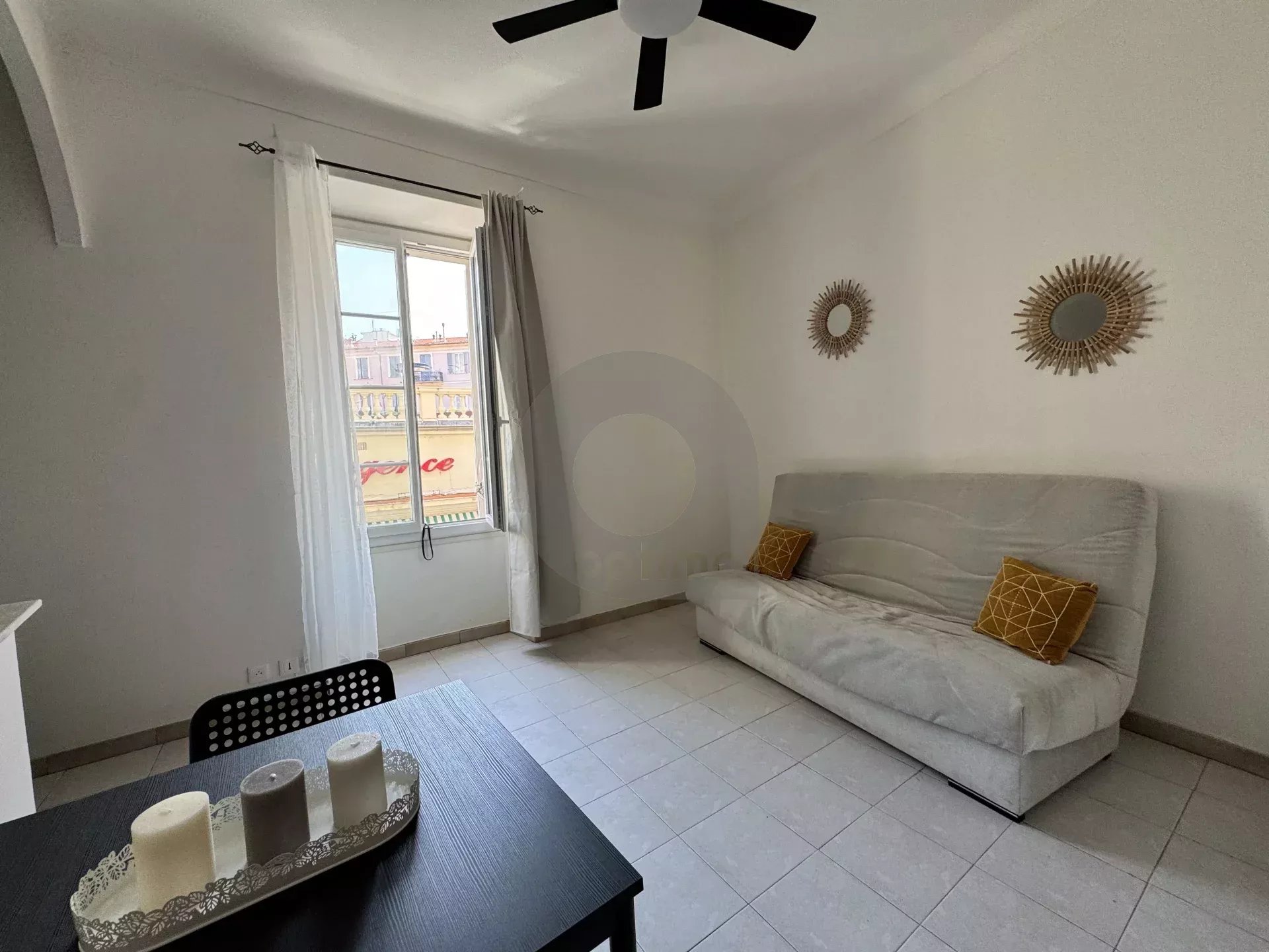 LOCATION STUDIO MENTON CENTRE