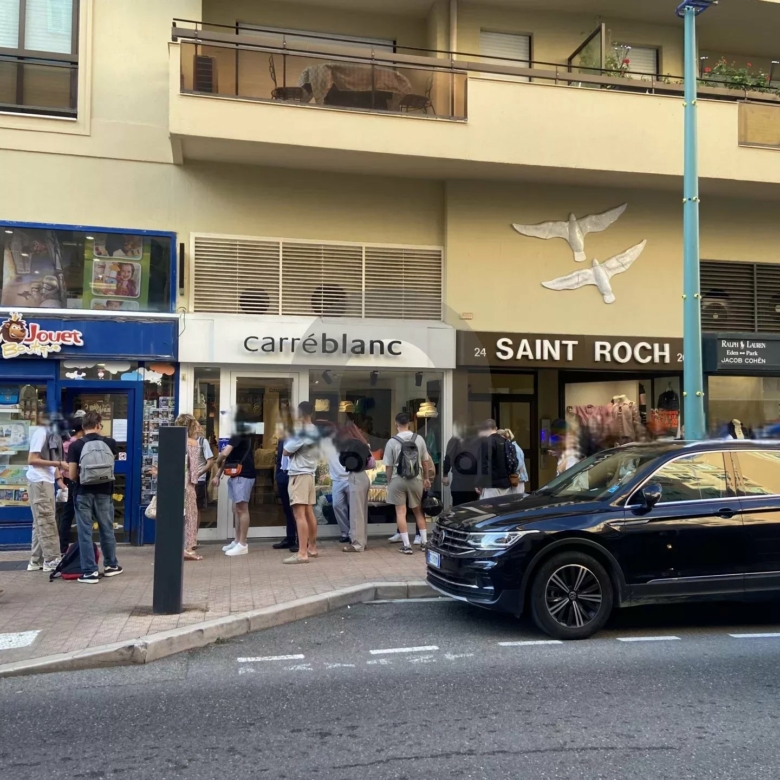 A VENDRE MENTON CARRE D’OR – FONDS DE COMMERCE JOUETS