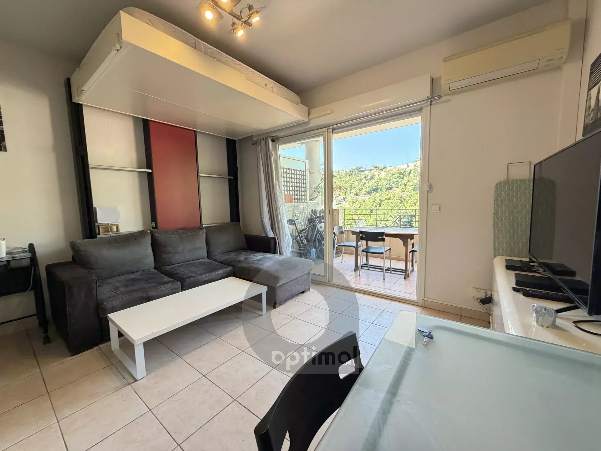 Studio avec terrasse et parking – Domaine des Castagnins