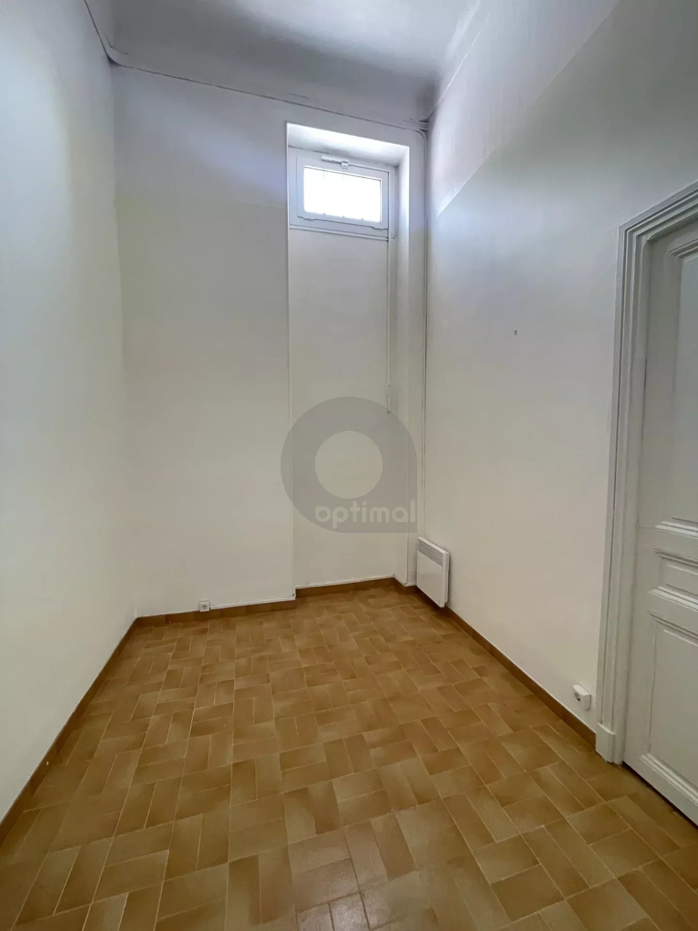A LOUER : Menton Centre – Spacieux 3P – Cave – Garage