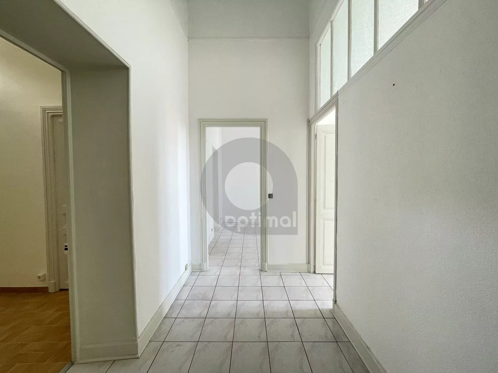A LOUER : Menton Centre – Spacieux 3P – Cave – Garage