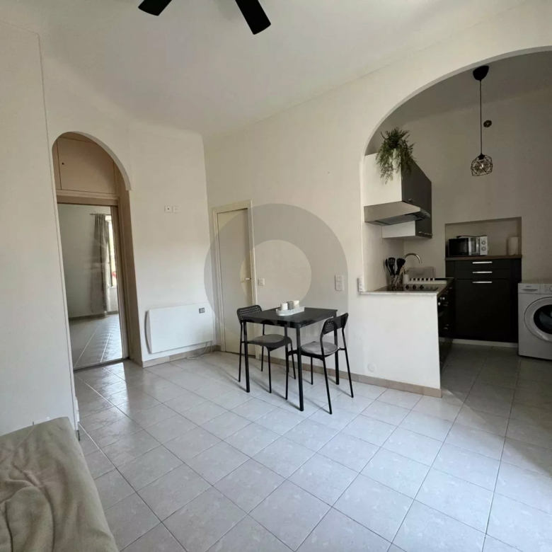 LOCATION STUDIO MENTON CENTRE