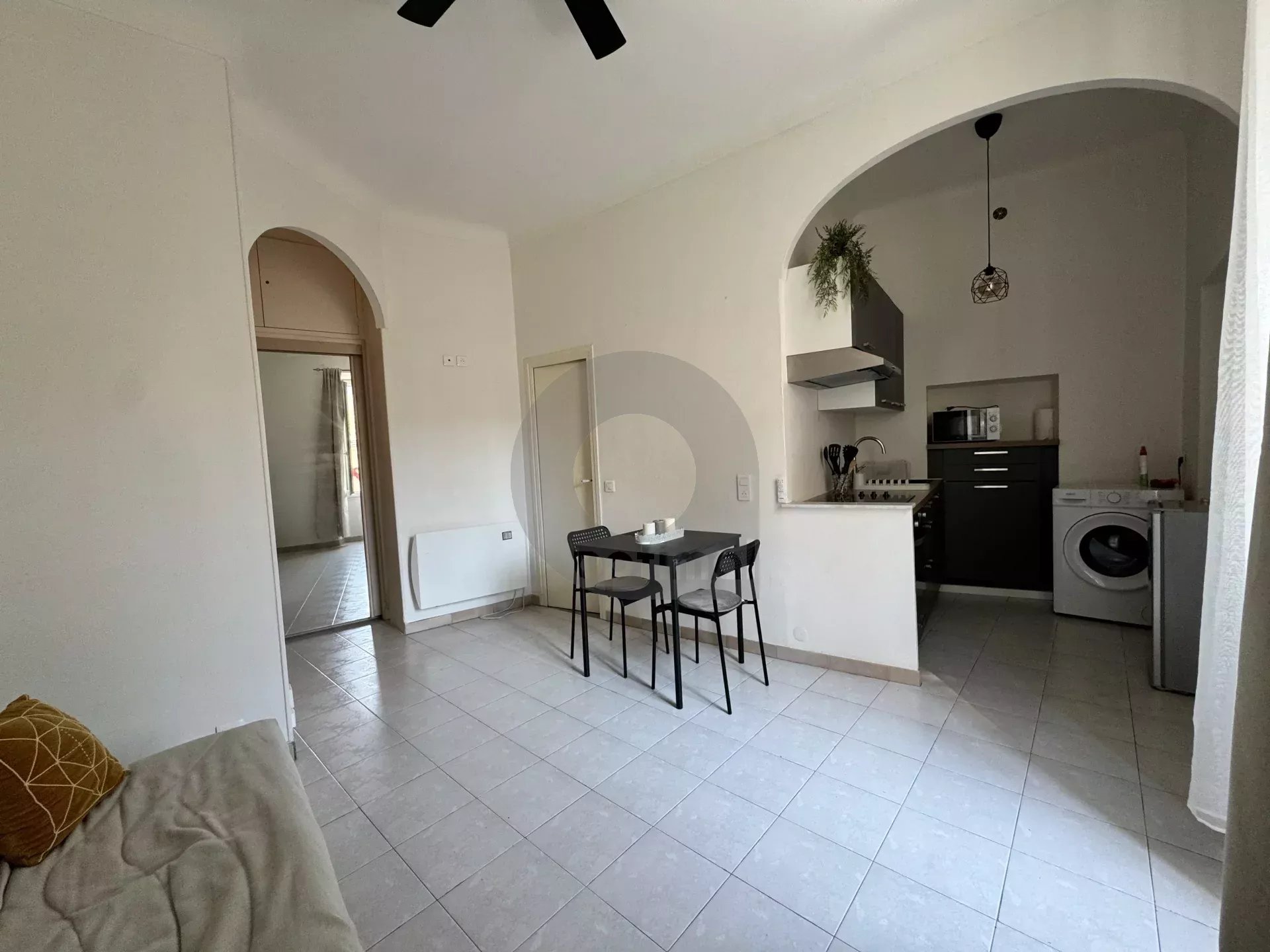 LOCATION STUDIO MENTON CENTRE