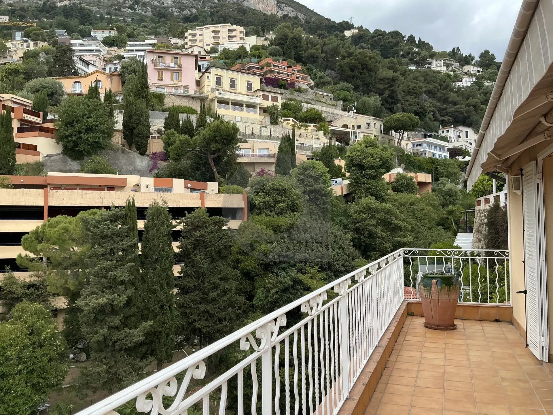 VENTE APPARTEMENT DUPLEX 4P VUE MER ROQUEBRUNE CAP MARTIN-GOLFE BLEU