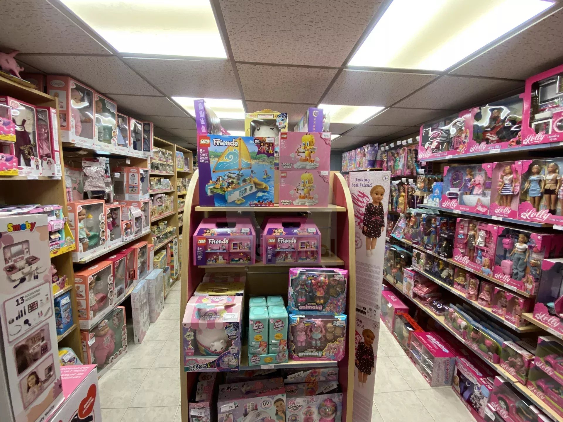 A VENDRE MENTON CARRE D’OR – FONDS DE COMMERCE JOUETS