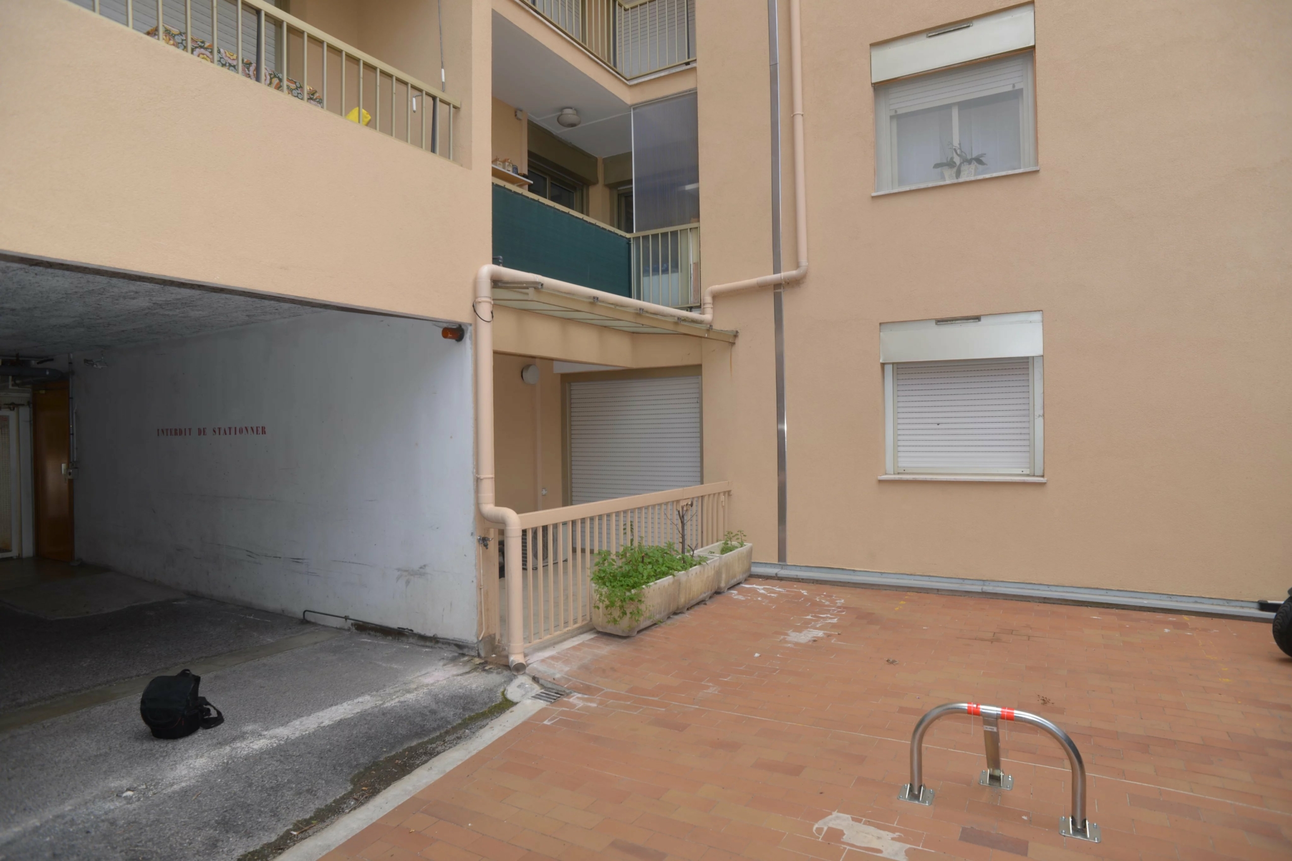 Menton – appartement deux pièces bord de mer à Garavan