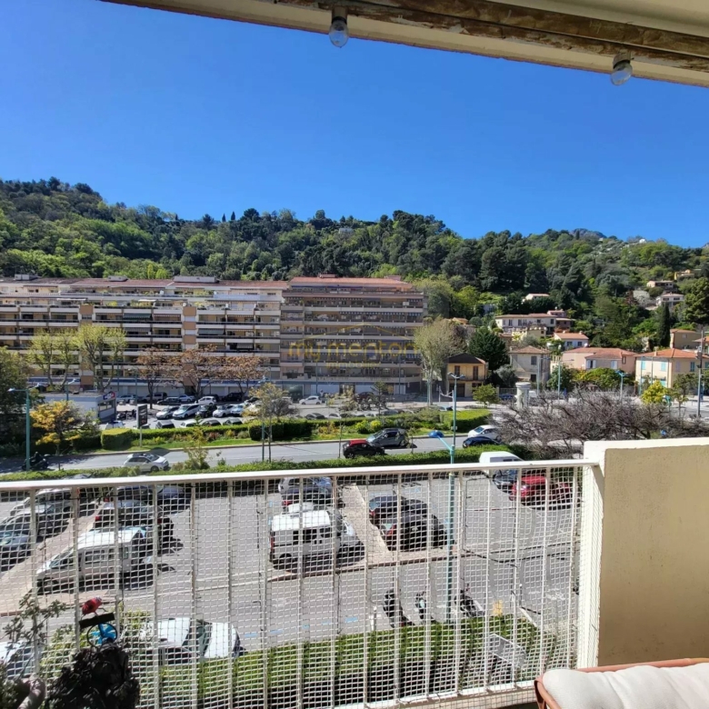 En Exclusivité MENTON 3 Pièces, Cave et Parking