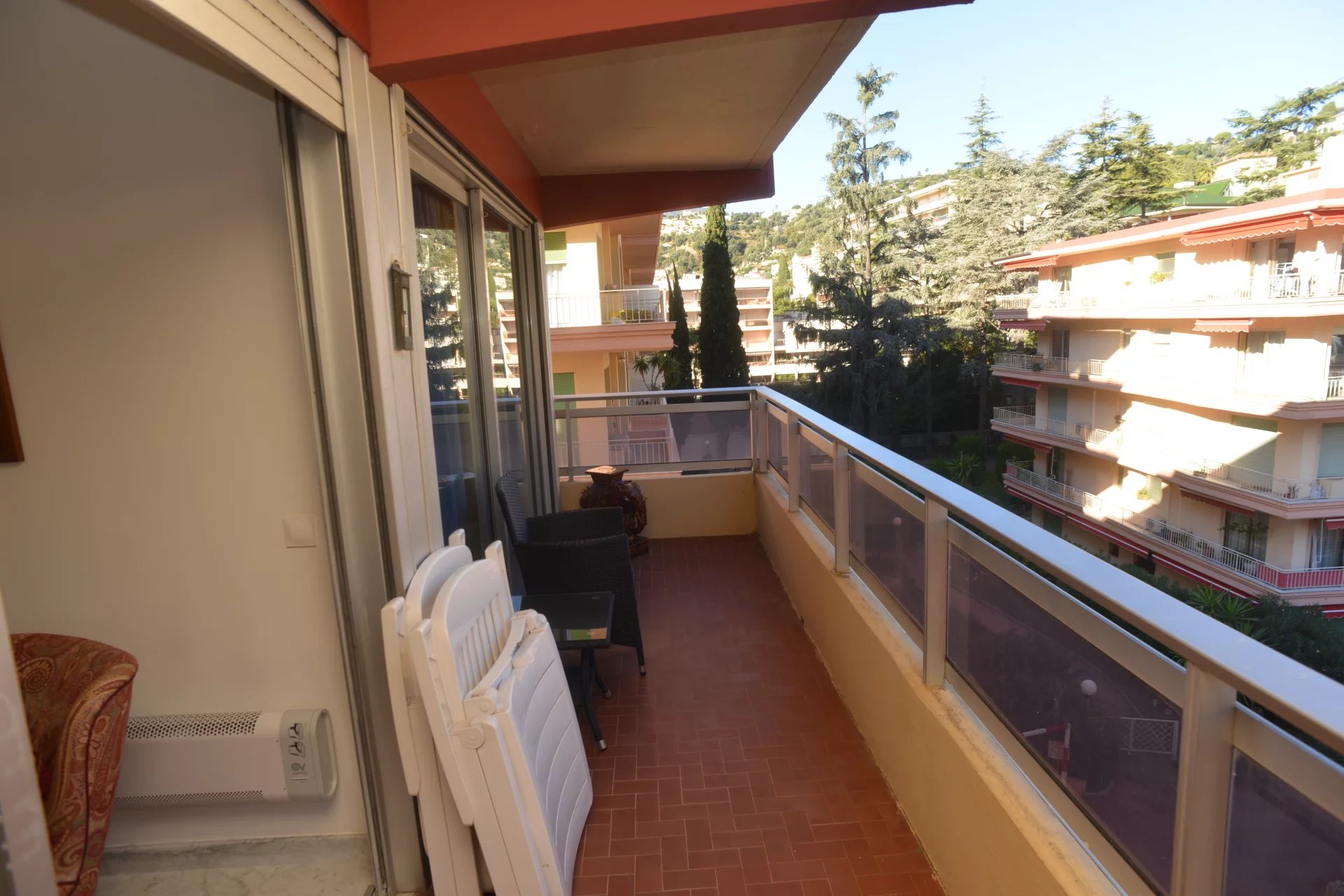 Menton Garavan appartement trois piéces front de mer vue panoramique mer, ports et Vieille-Ville