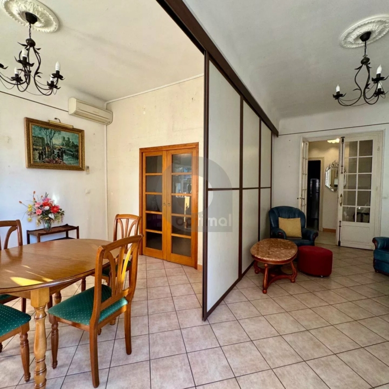 Appartement 3 pièces à Menton Centre-ville