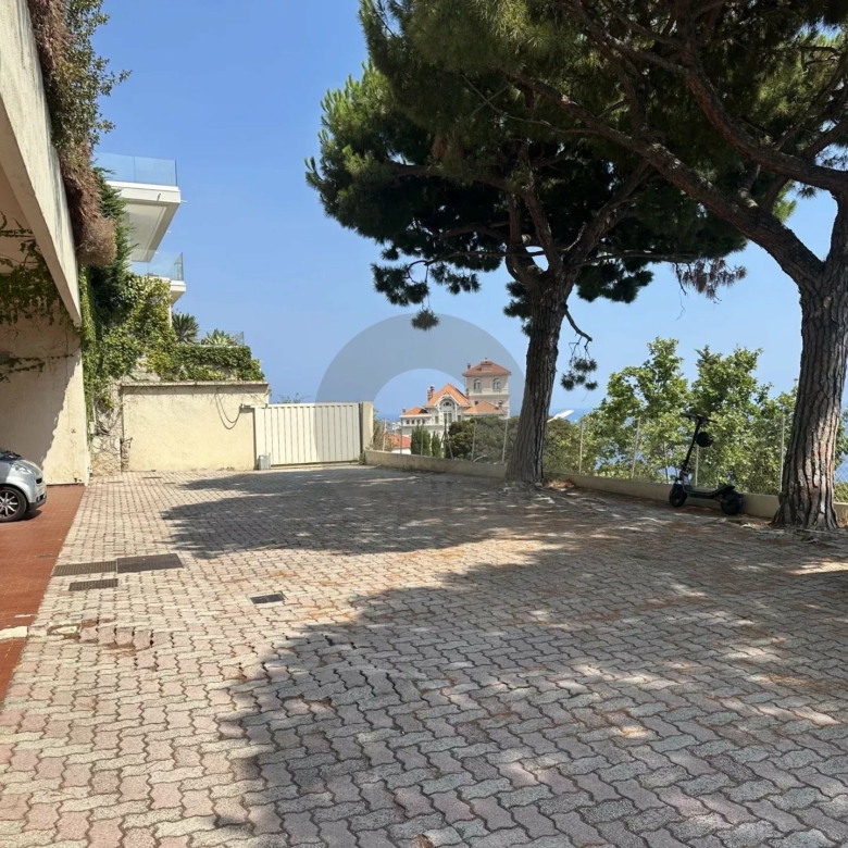 2 / 3 PIECES ROQUEBRUNE CAP MARTIN