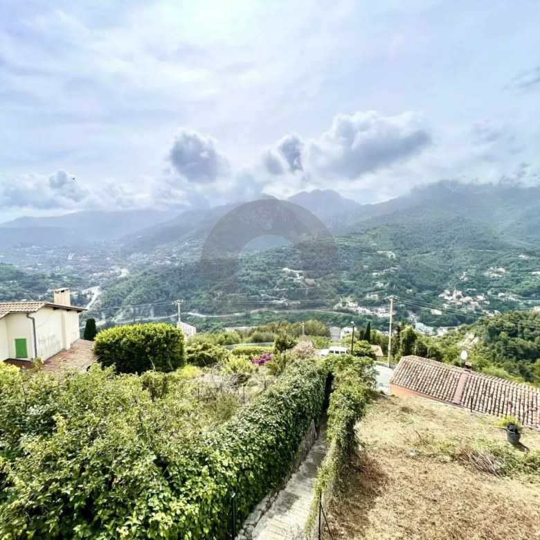 Castellar MAISON DE VILLAGE – terrasse -OUEST