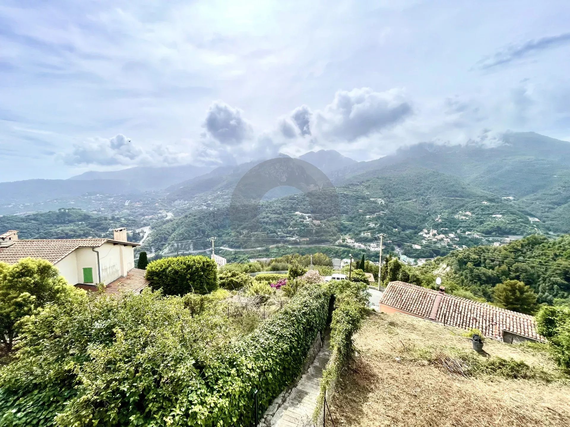 Castellar MAISON DE VILLAGE – terrasse -OUEST