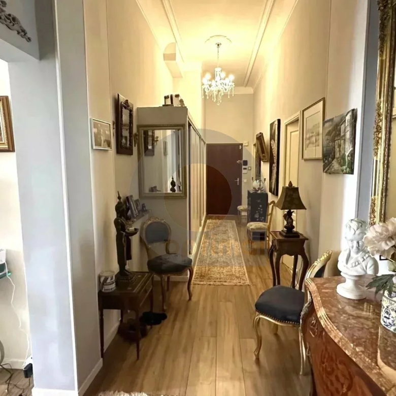 MENTON QUARTIER RIVIERA: VENTE DE LA NUE-PROPRIETE D’UN TRES BEL APPARTEMENT AVEC PARKING