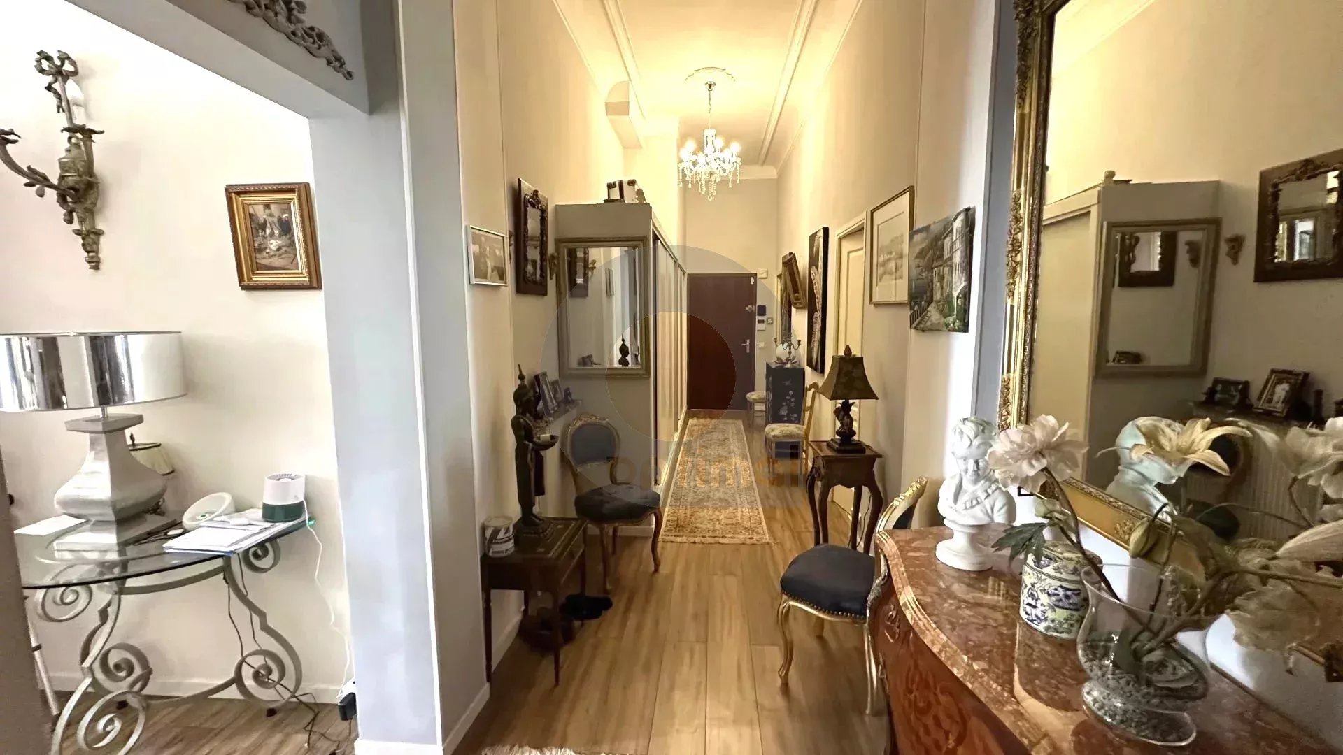 MENTON QUARTIER RIVIERA: VENTE DE LA NUE-PROPRIETE D’UN TRES BEL APPARTEMENT AVEC PARKING