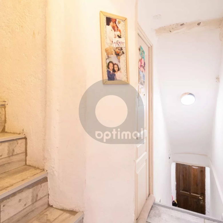 APPARTEMENT CASTELLAR 5 PIECES TRIPLEX