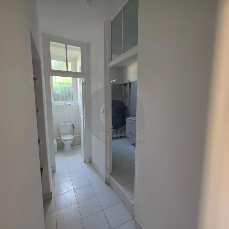 APPARTEMENT TROIS PIECES TERRASSE MENTON PROCHE CENTRE