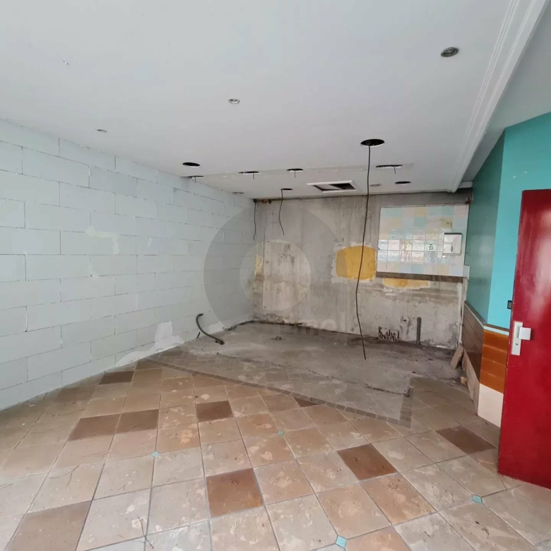 A LOUER : Local commercial 75 m² – Bord de mer de Menton