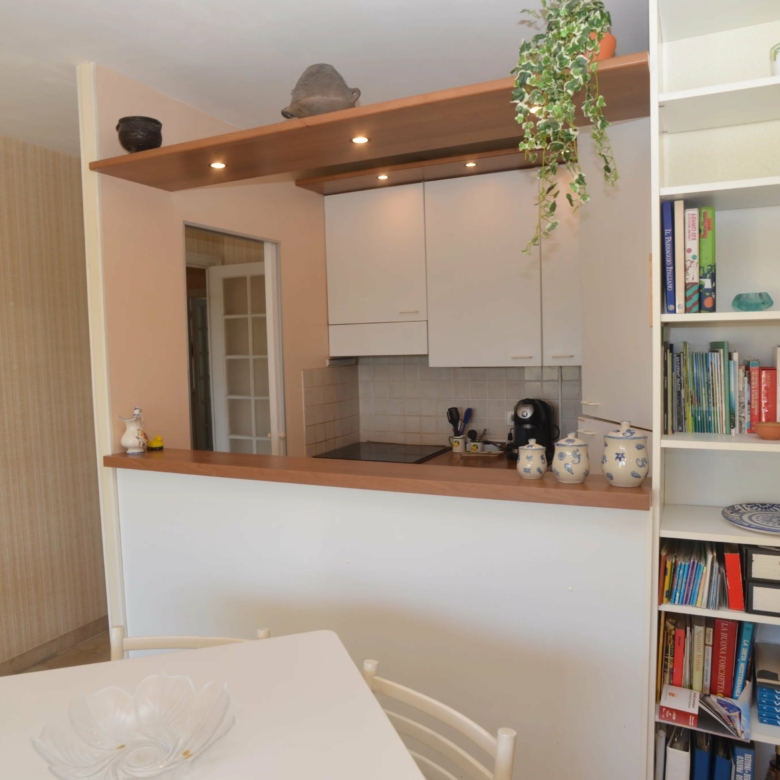MENTON GARAVAN – 3 pièces dernier étage avec terrasse vue mer cave et garage