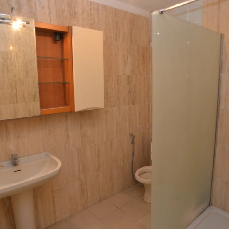 Menton – appartement deux pièces bord de mer à Garavan