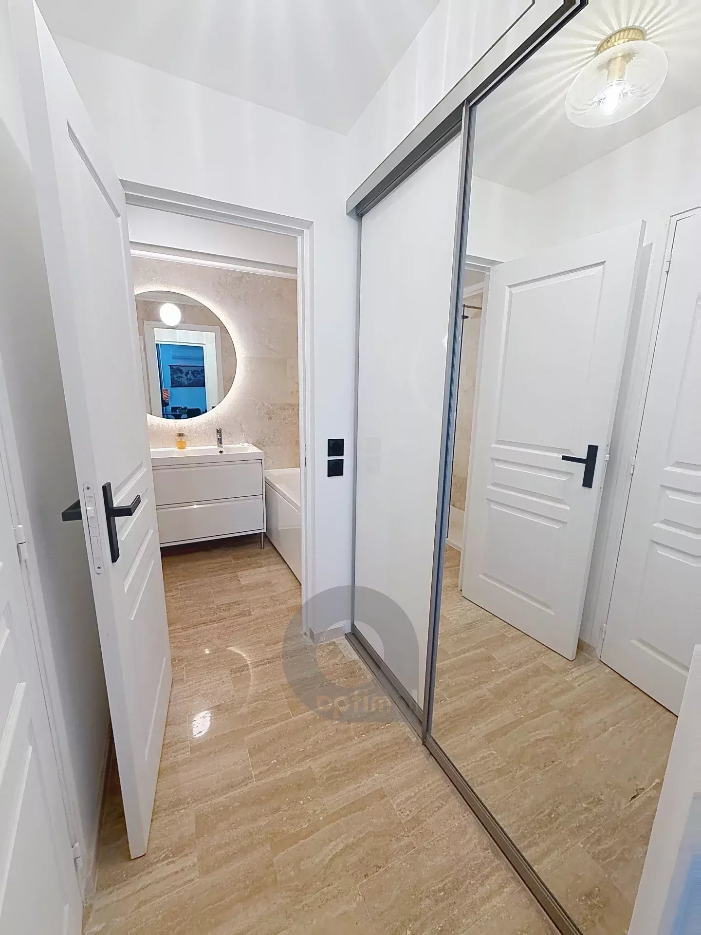RCM Secteur Cap Martin – Résidence de Prestige – Magnifique 2 pièces en rez-de-jardin