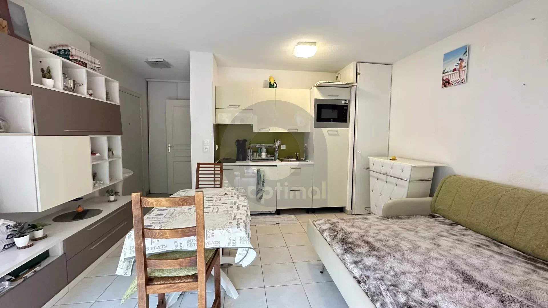 MENTON BORRIGO: AGREABLE STUDIO AVEC BALCON