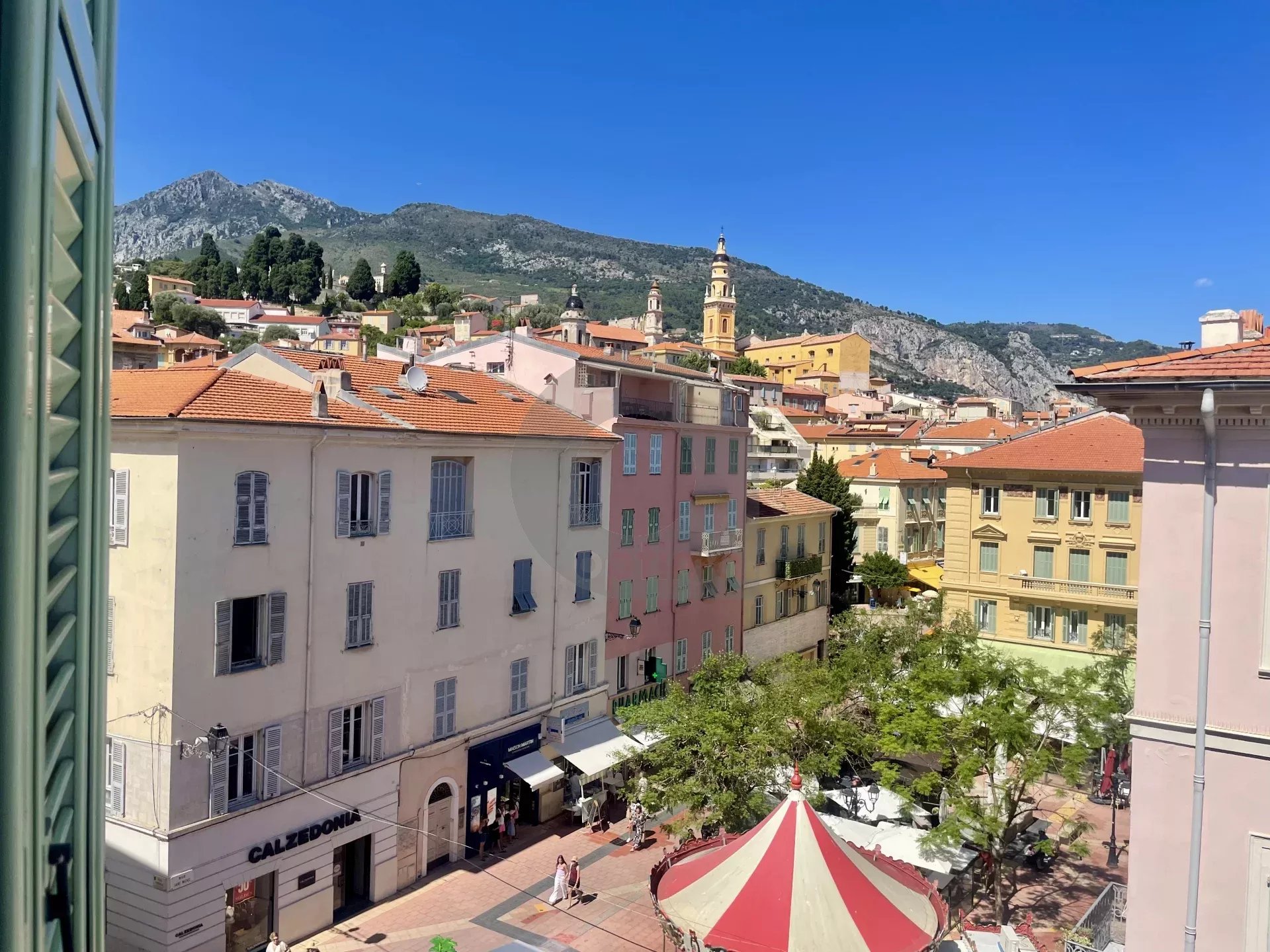 Exclusivité : Menton Centre charmant 3P