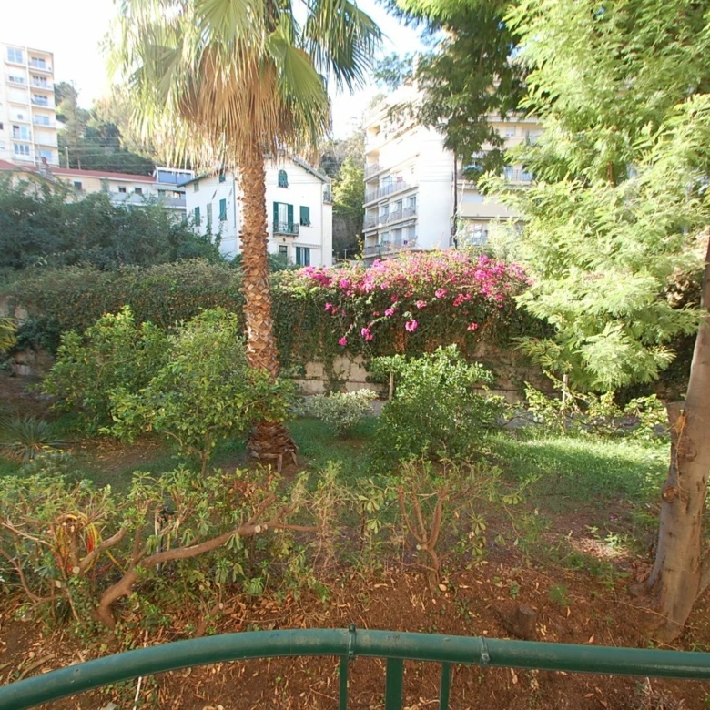 Menton Centenaire appartement d’angle