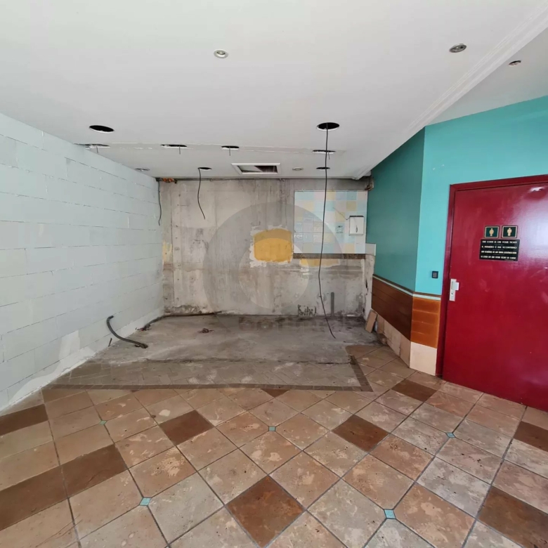 A LOUER : Local commercial 75 m² – Bord de mer de Menton