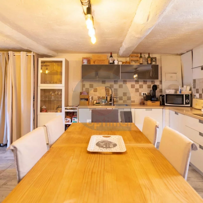 APPARTEMENT CASTELLAR 5 PIECES TRIPLEX