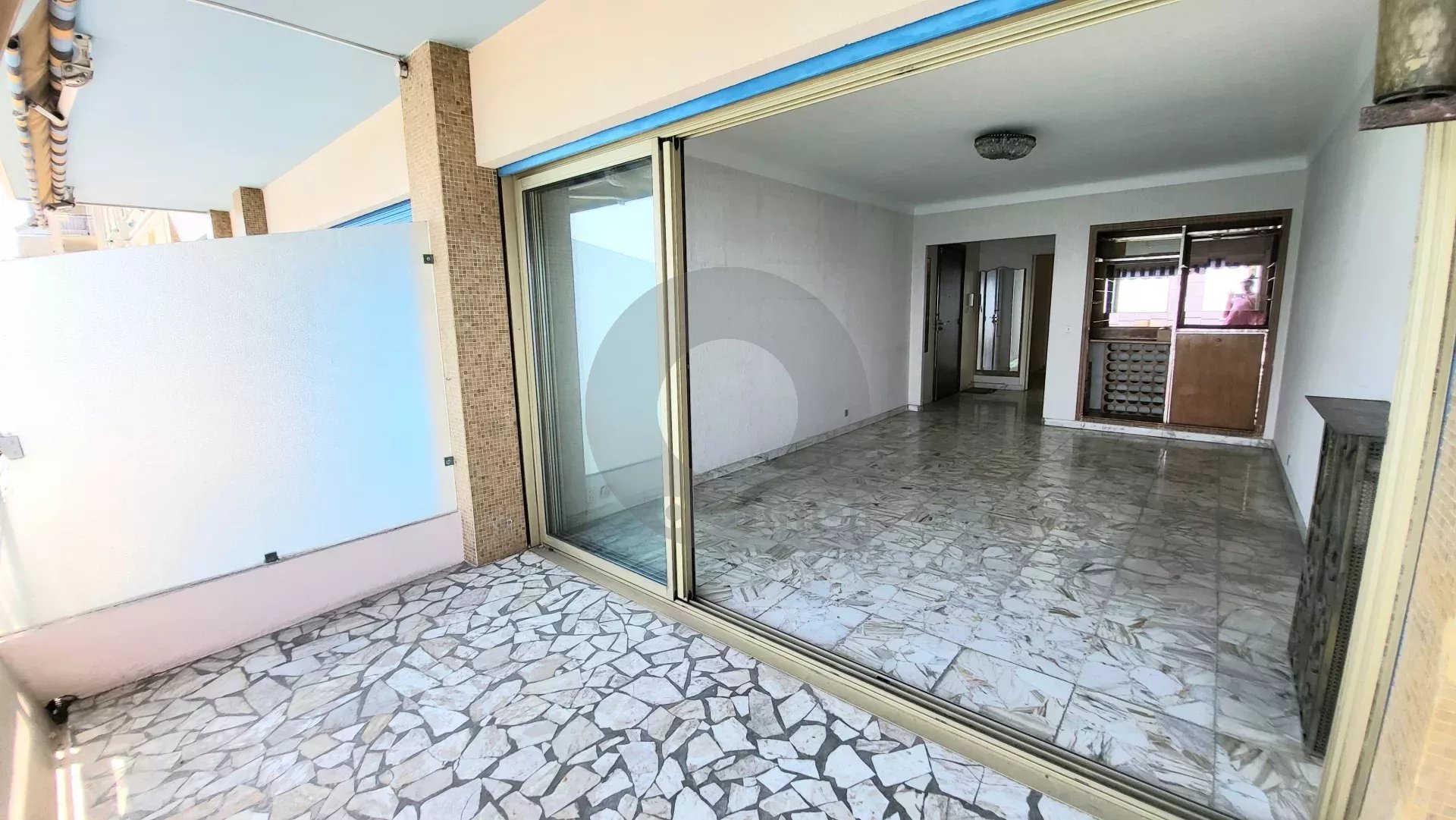 Appartement Front de Mer – Menton – Proche Solenzara