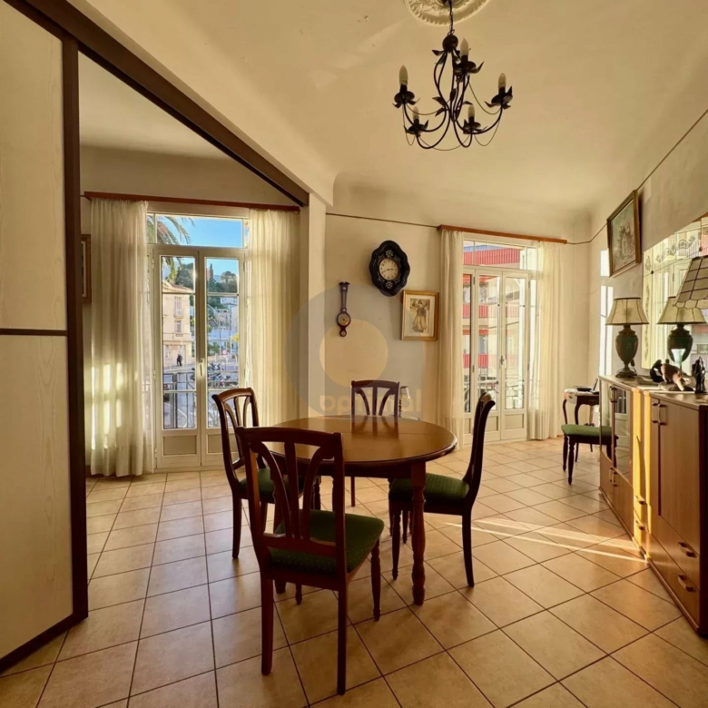 Appartement 3 pièces à Menton Centre-ville