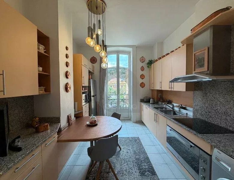 Appartement d’exception – Centre de Menton / Front de Mer