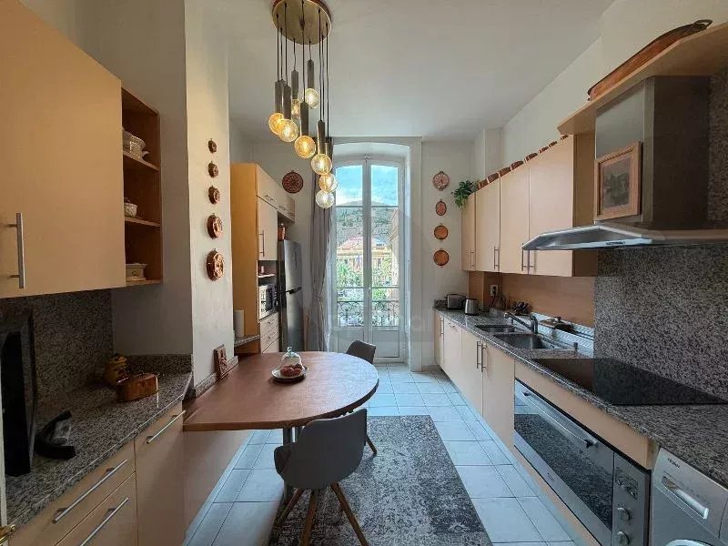Appartement d’exception – Centre de Menton / Front de Mer