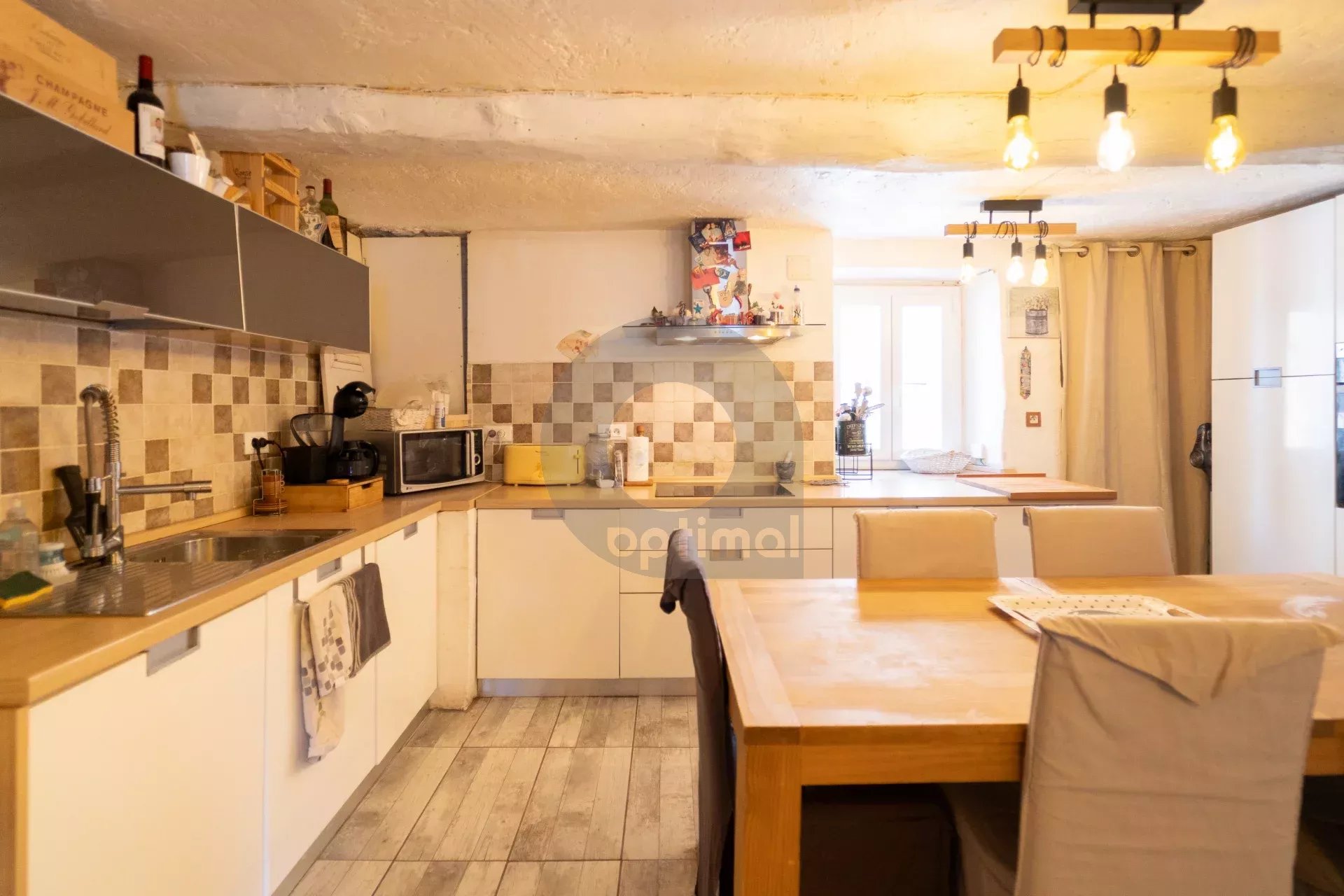 APPARTEMENT CASTELLAR 5 PIECES TRIPLEX