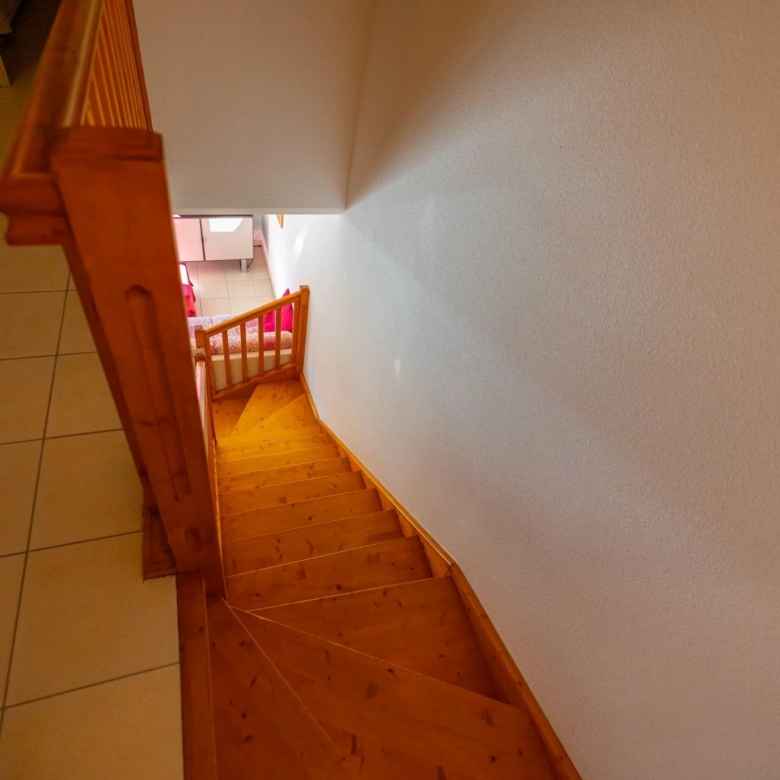 Charmant duplex 3 pièces avec terrasse et parking – Menton centre