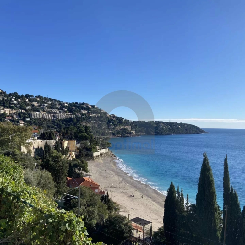 ROQUEBRUNE SECTEUR CABBE – STUDIO TERRASSE VUE MER – PISCINE