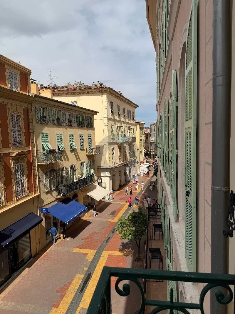 Appartement d’exception – Centre de Menton / Front de Mer