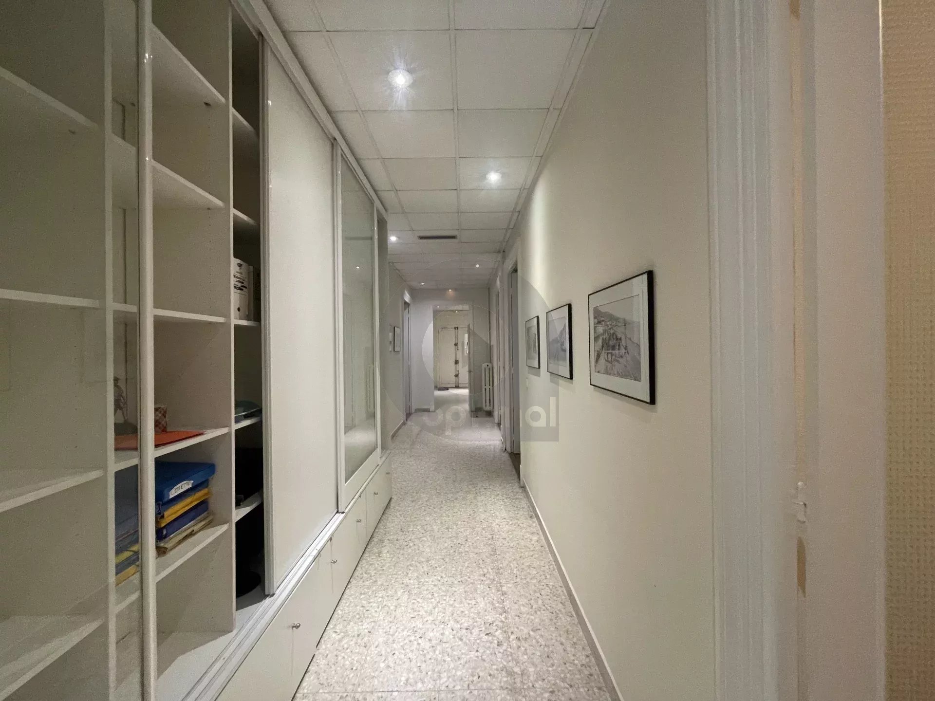 Appartement de Charme à Menton avec 8 Pièces