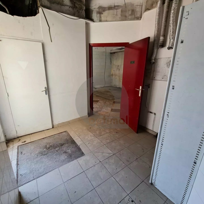 A LOUER : Local commercial 75 m² – Bord de mer de Menton