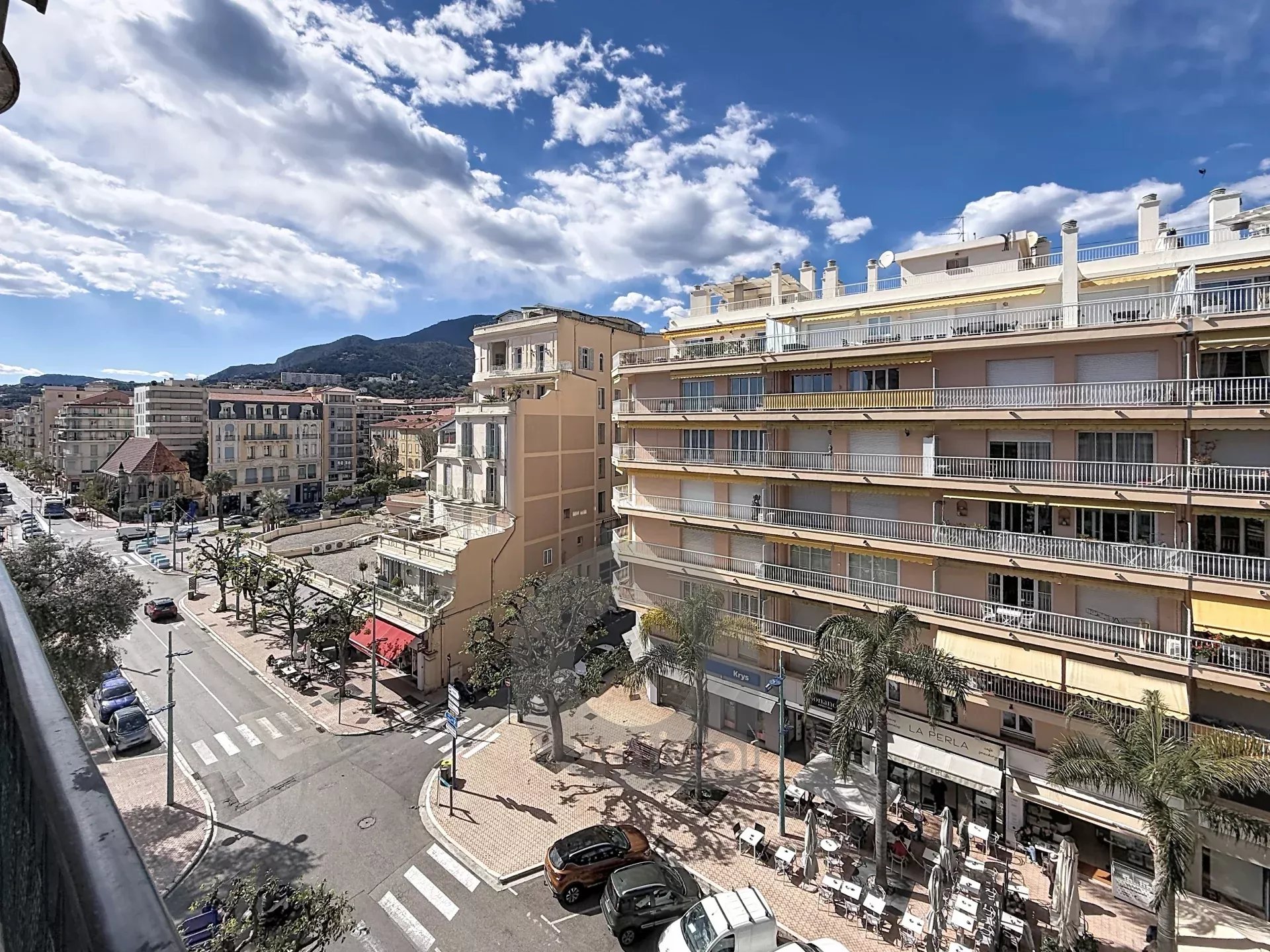 338e044cd6661c6f23fa5a13fc4da1b9_8eb910978f_1920-original-174190-0.jpg Menton centre-ville – Grand studio avec terrasse – Cave