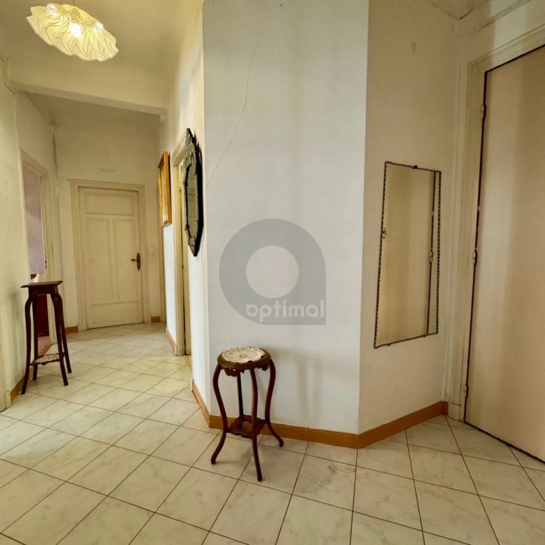 Appartement 3 pièces à Menton Centre-ville