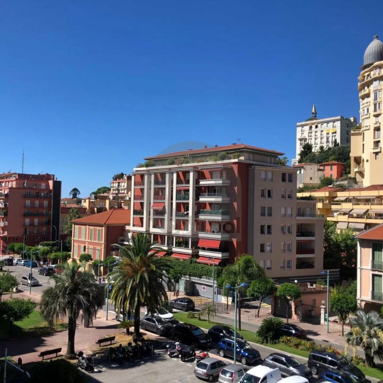 Appartement lumineux avec terrasse à Menton