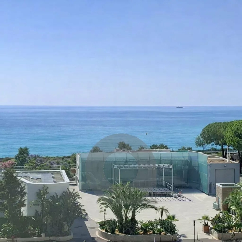 ROQUEBRUNE CAP MARTIN CARNOLES