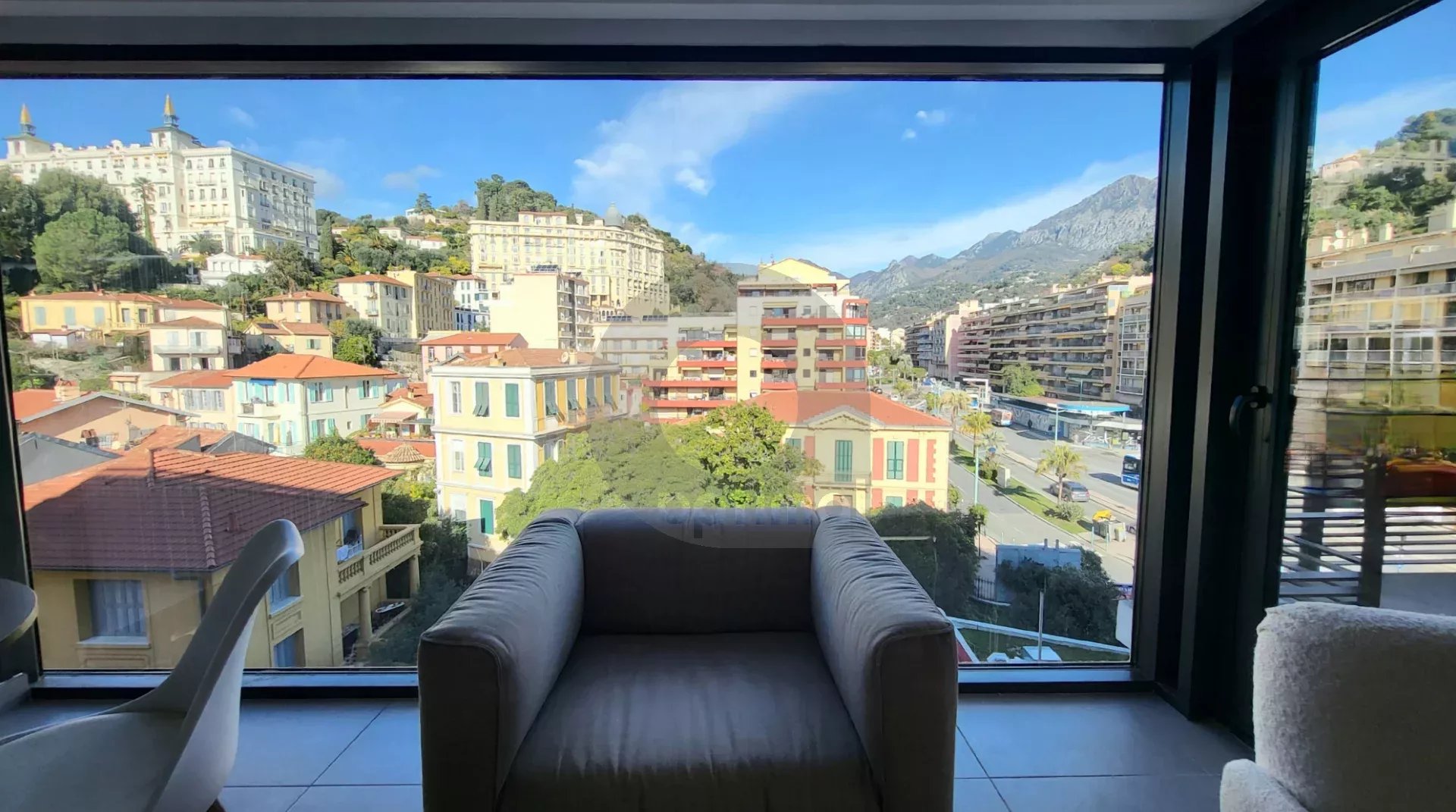 Menton centre – Immeuble neuf – Appartement deux pièces avec terrasse