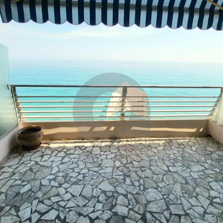 Appartement Front de Mer – Menton – Proche Solenzara
