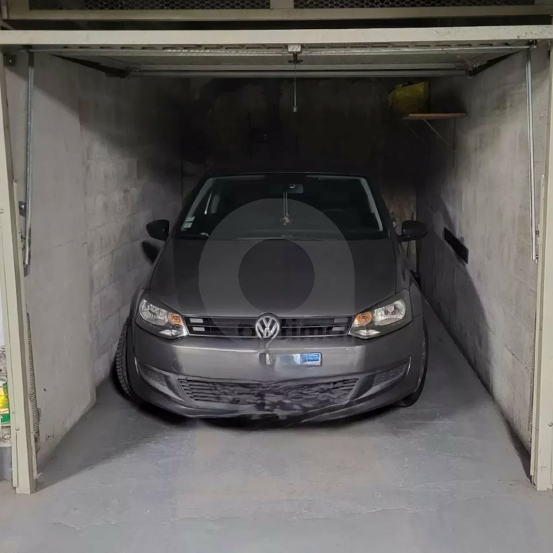 Menton centre – garage – nue propriété