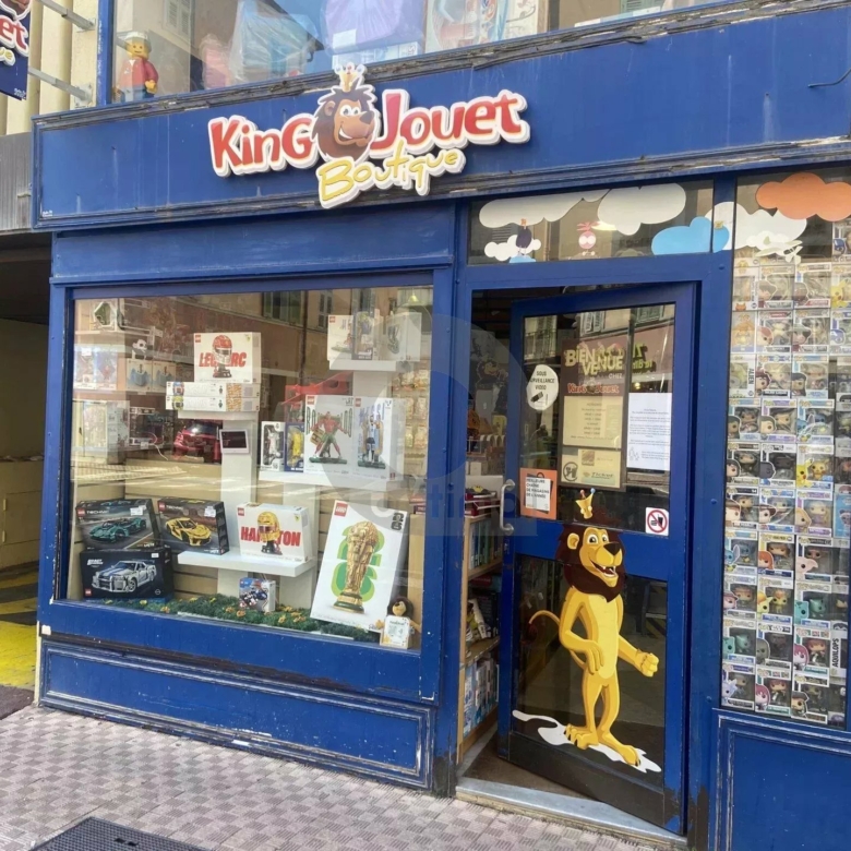 A VENDRE MENTON CARRE D’OR – FONDS DE COMMERCE JOUETS